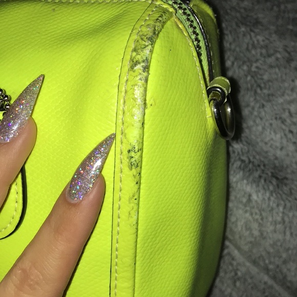 Authentic neon coach duffel bag - Picture 6 of 12